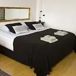 Kallis Apartments