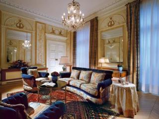 Kallis Hotel 3*